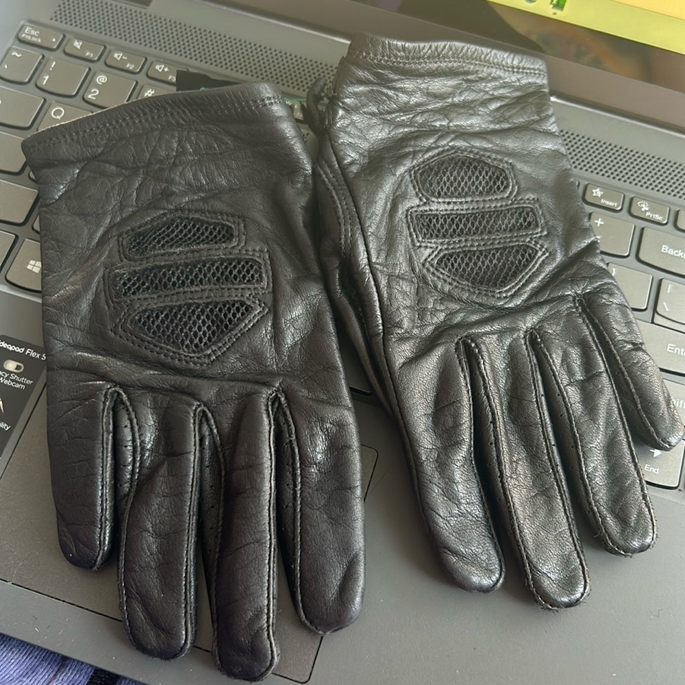 Harley Davidson leather gloves size XS palm fill silicone gel Velcro adjustable